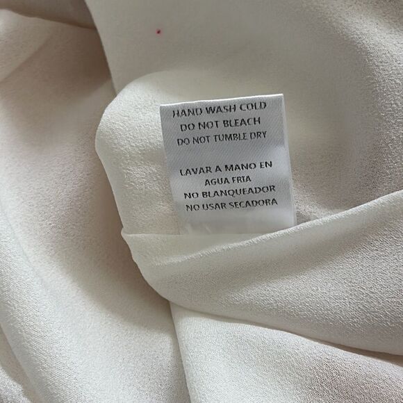 Endless Rose Crochet Lace Mini Skirt Size Medium - Picture 9 of 9